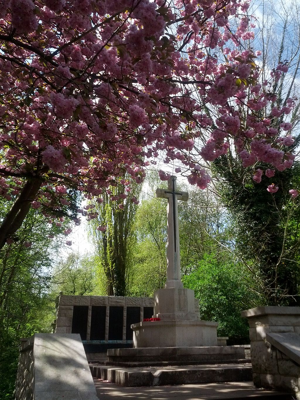 War Memorial Abney Park Cemetery.jpeg